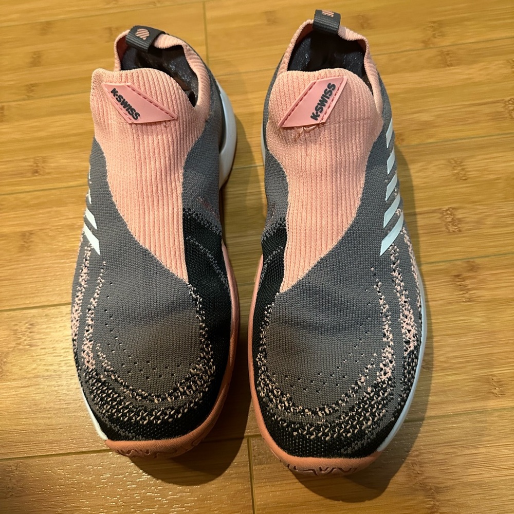K Swiss Aero Knit Women's Size 9.5 Gray Pink Shoes Pickleball Tennis Sneakers